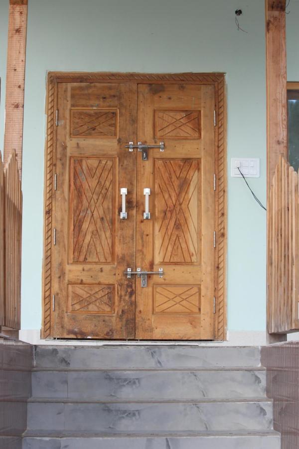 Veda Inn Chakrata Exterior photo
