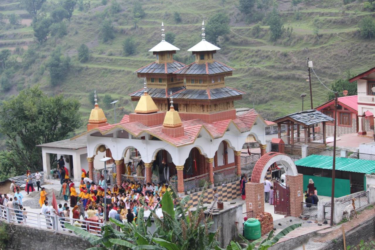 Veda Inn Chakrata Exterior photo